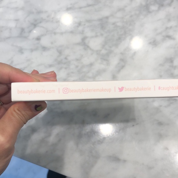 Cotton Candy Champagne blush lighter palette - Picture 5 of 5